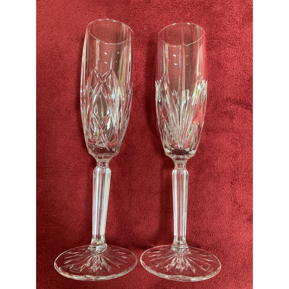 Beautiful Marquis By Waterford Crystal Champagne Flutes Set of 2 - Picture 2 of 6